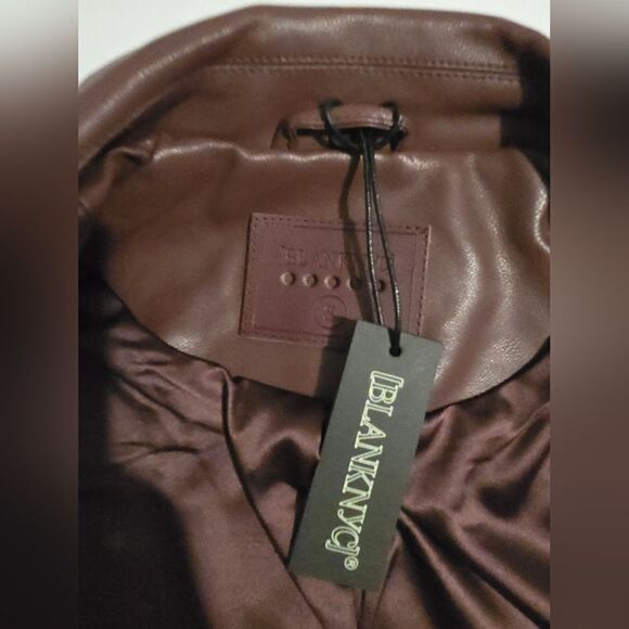 NWT Blank NYC Faux Leather Cropped Moto Jacket in Plum Size Small - Picture 10 of 14